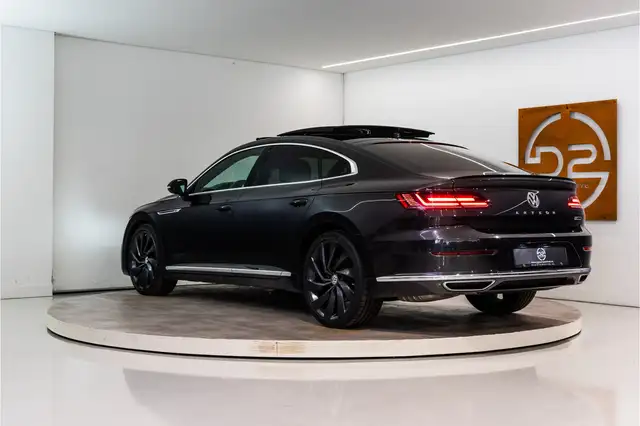 Volkswagen Arteon view 3
