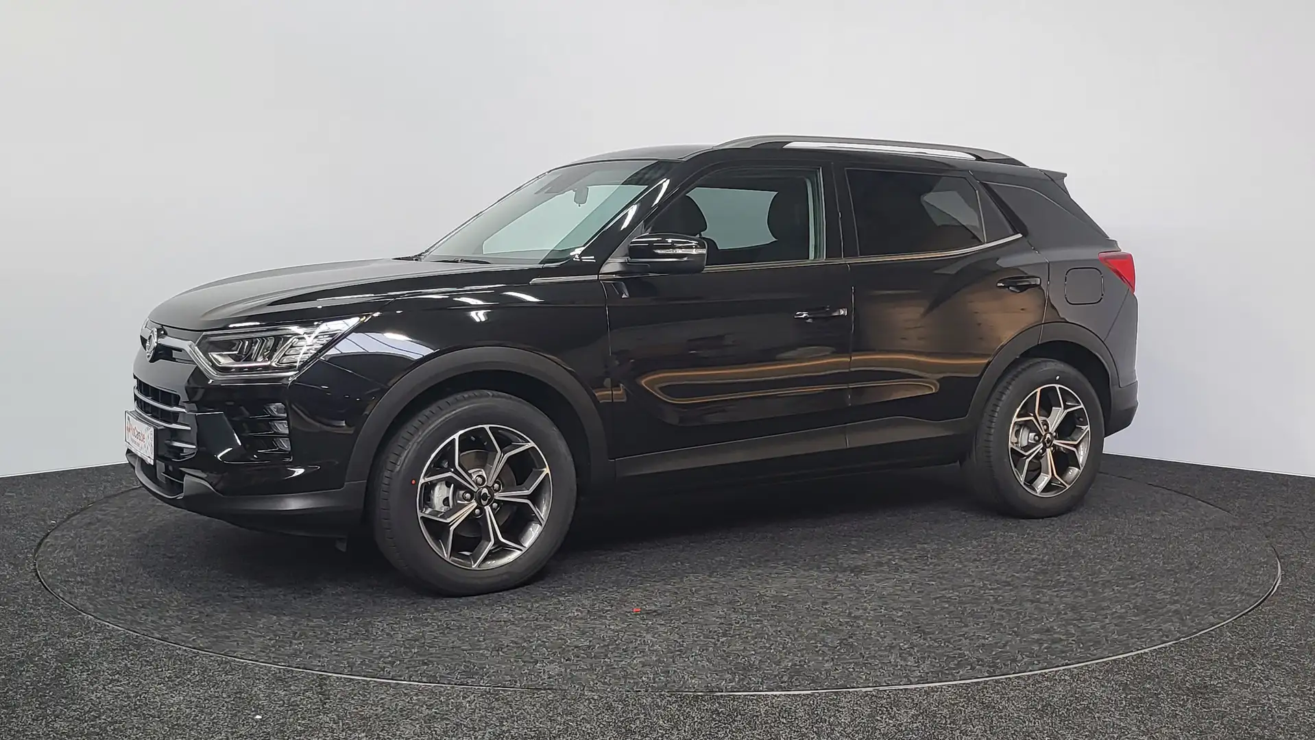 KGM Korando KGM 1.5 T-GDi 2WD ~Dream ~NIEUW~ MEGA korting! Negro - 1