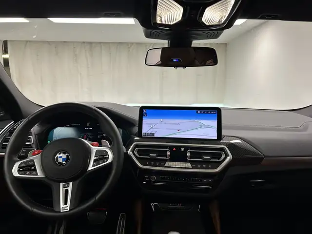 BMW X4 M view 5