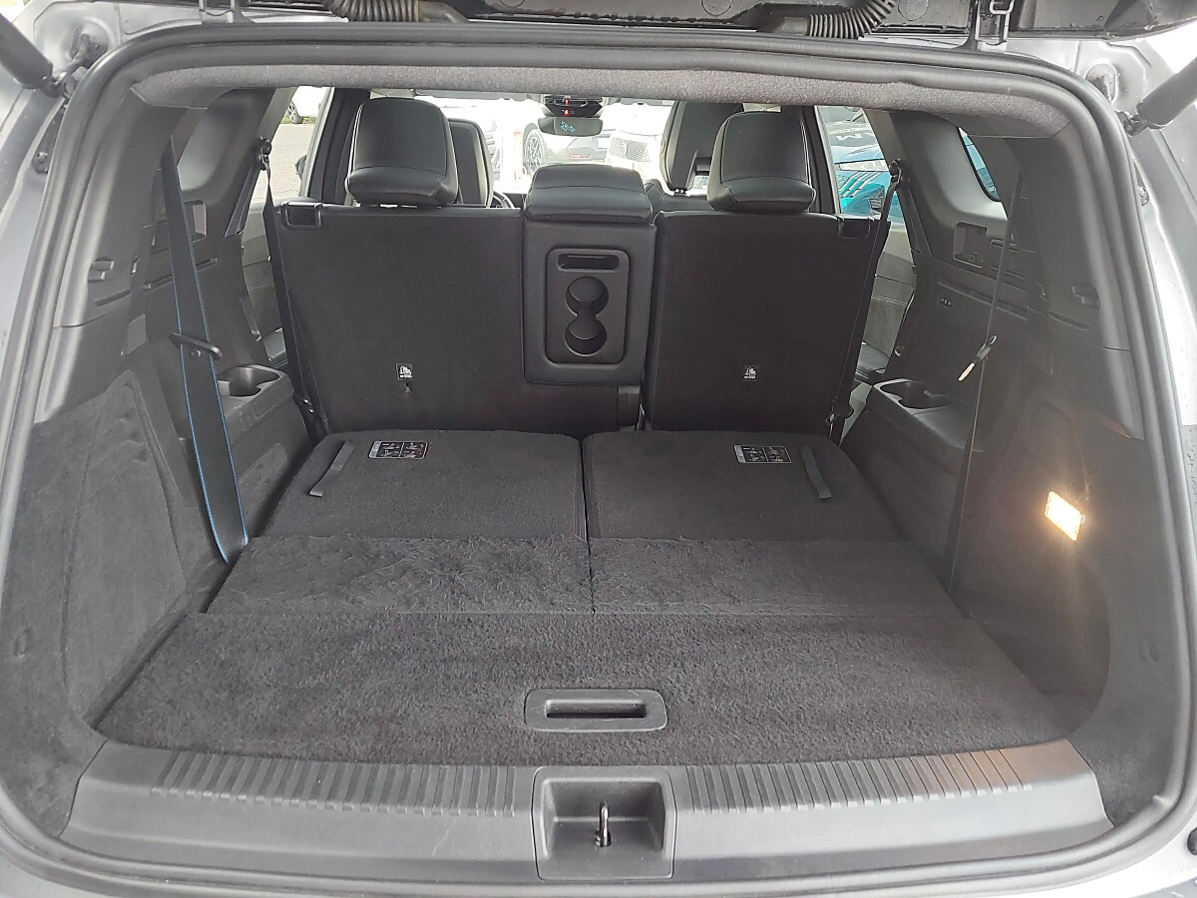 Renault Espace VI 1.2 E-TECH Hybrid 200 Esprit Alpine E-Te — photo 8