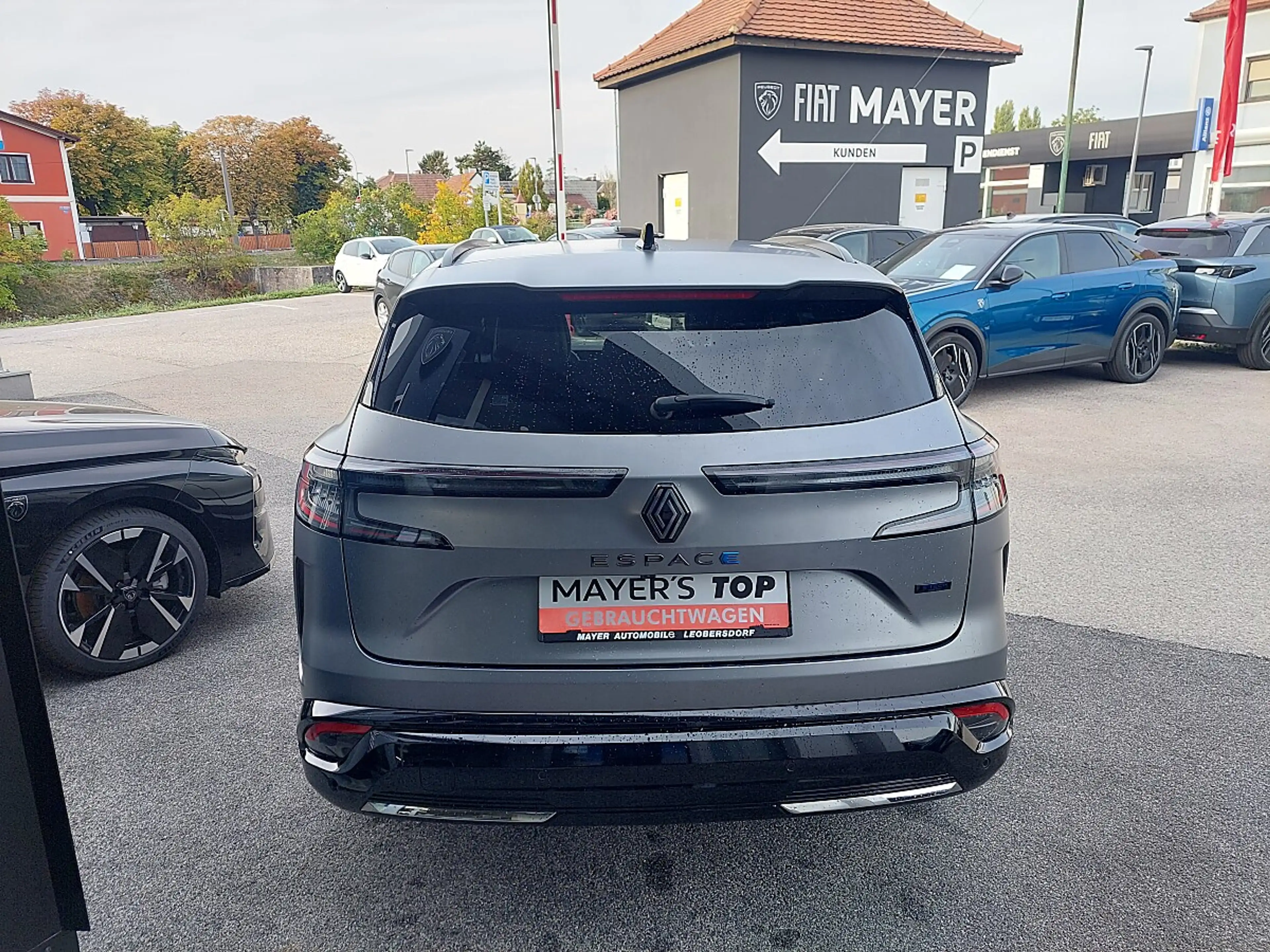 Renault Espace VI 1.2 E-TECH Hybrid 200 Esprit Alpine E-Te — photo 6