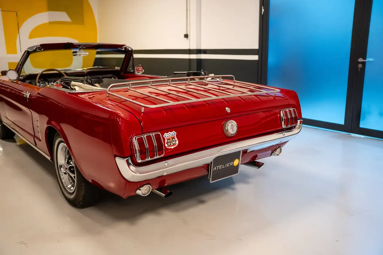 Ford Mustang V8 289 cabriolet, foto 2