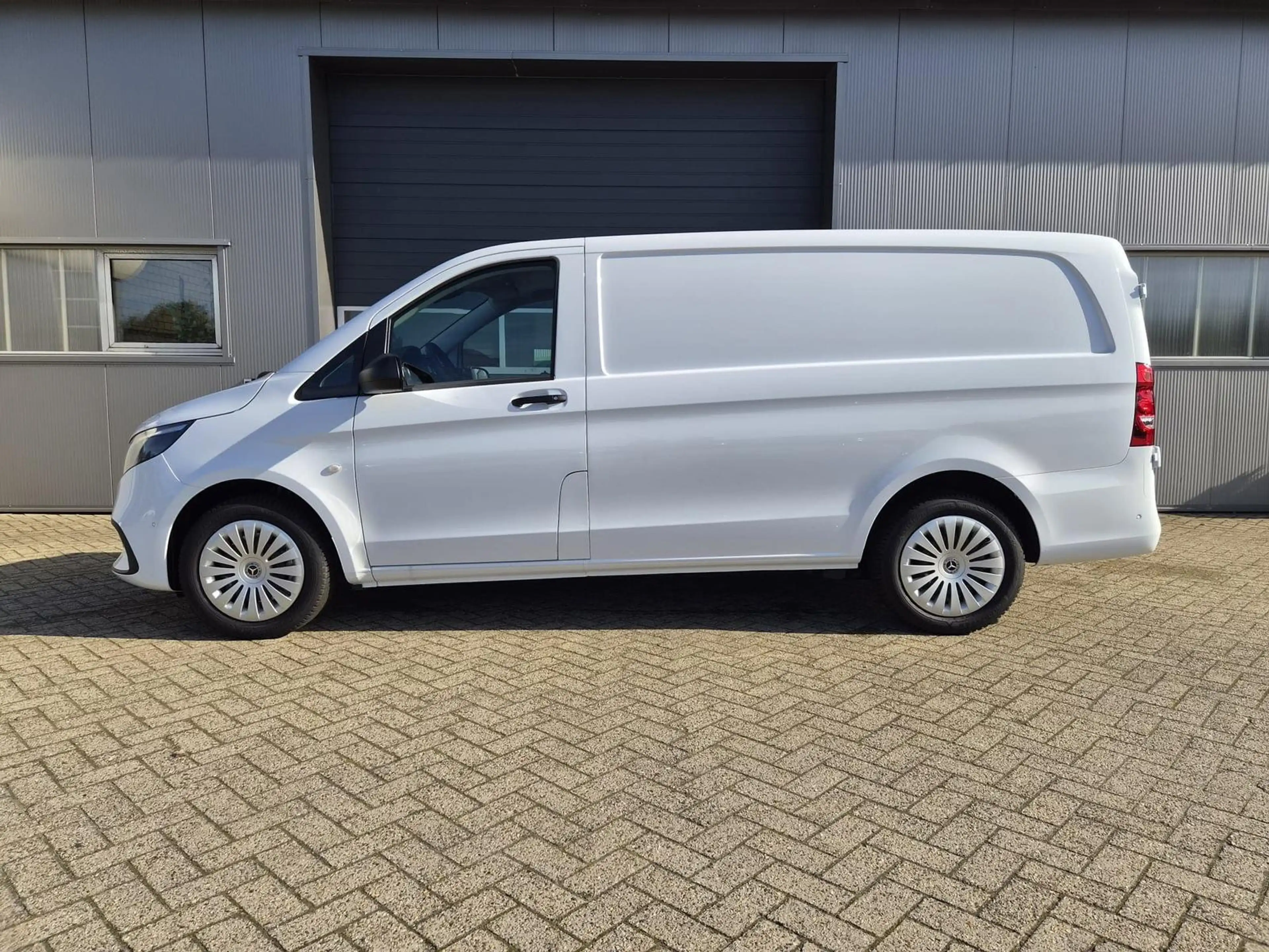 Mercedes-Benz Vito 114 PRO L2 2.0 CDI 136PS Automatik 2,8t 2-Sitzer C — photo 2