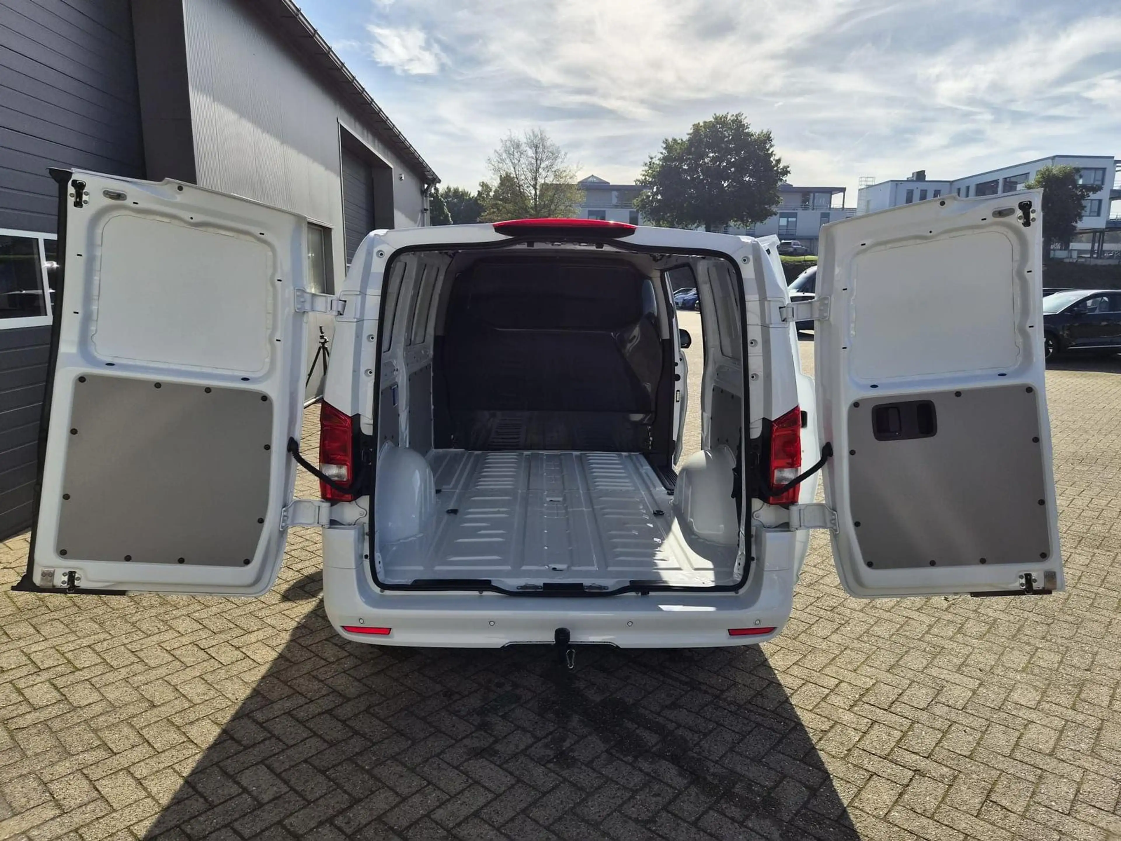 Mercedes-Benz Vito 114 PRO L2 2.0 CDI 136PS Automatik 2,8t 2-Sitzer C — photo 10