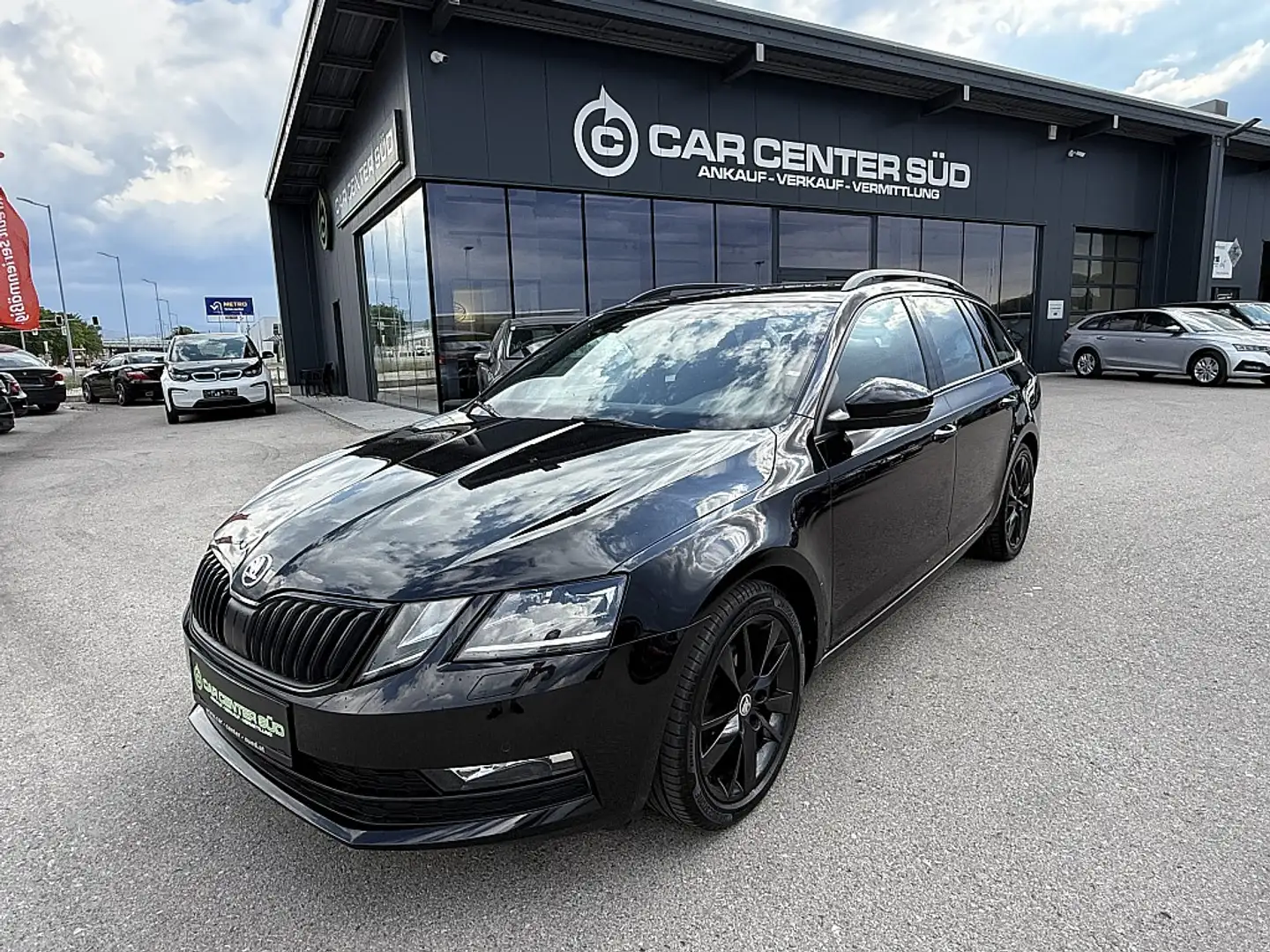 Skoda Octavia Combi 1,6 TDI Style Limited Schwarz - 1