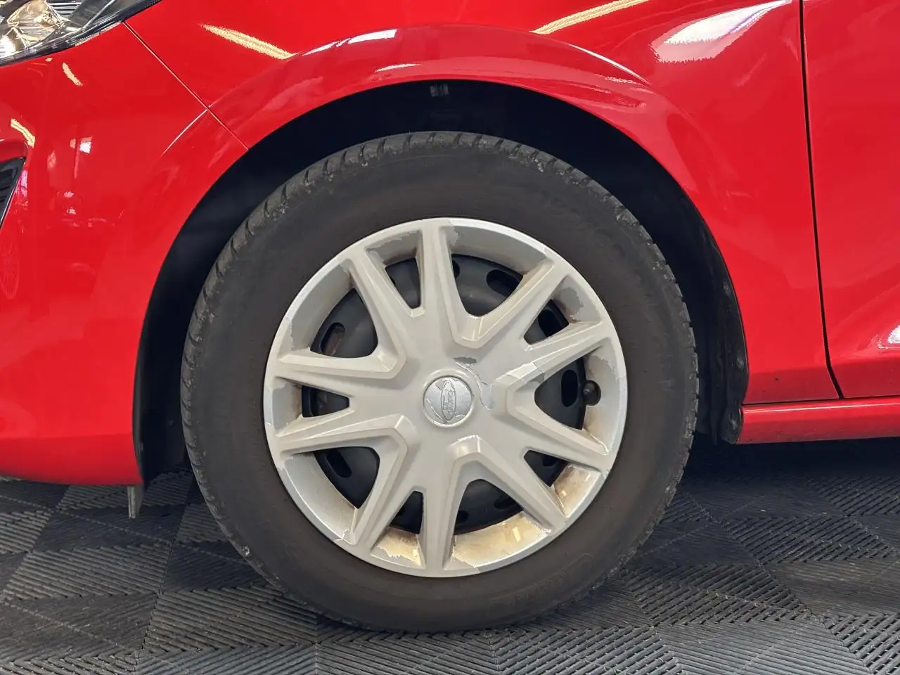 Ford Fiesta 5 portes — photo 23