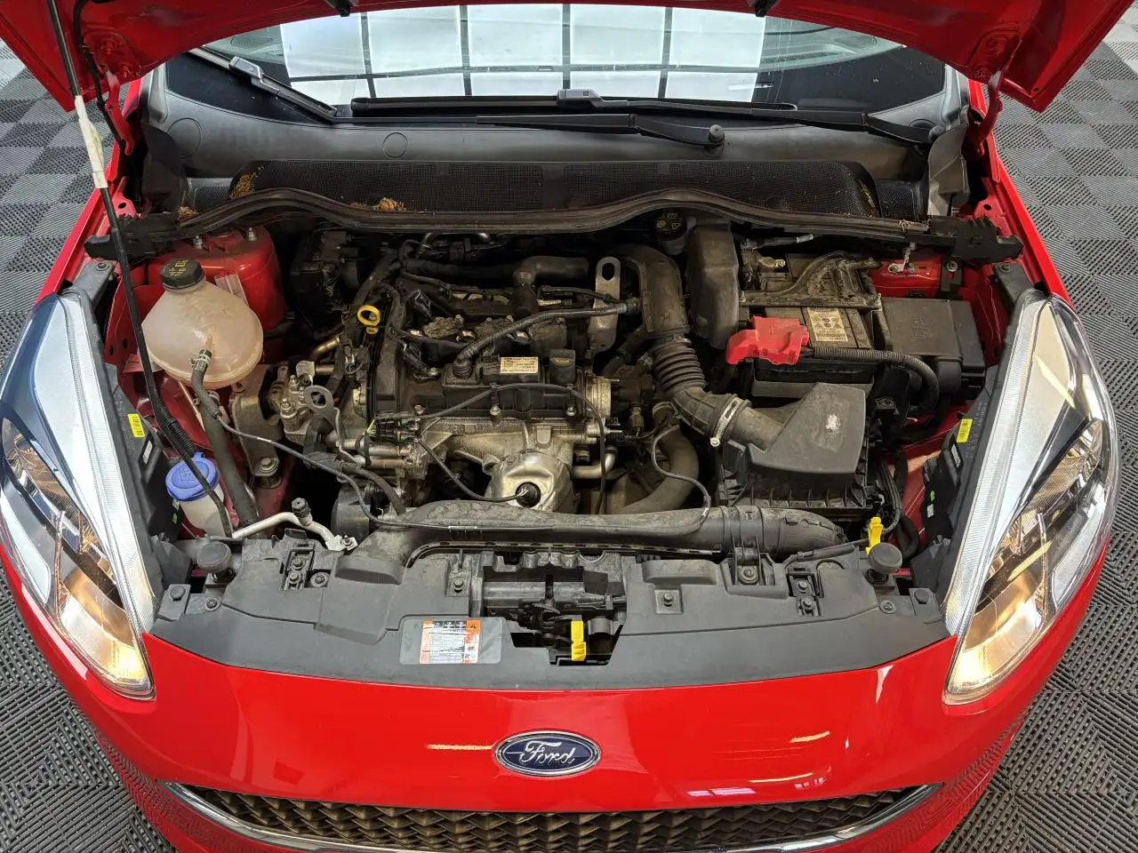 Ford Fiesta 5 portes — photo 25