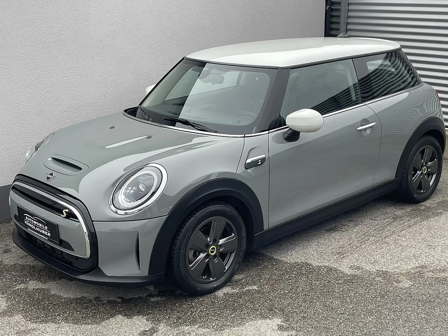 MINI Cooper S MINI Cooper SE 32,6kWh Aut. SPORT/LED/WÄRMEPUMP... Grau - 2