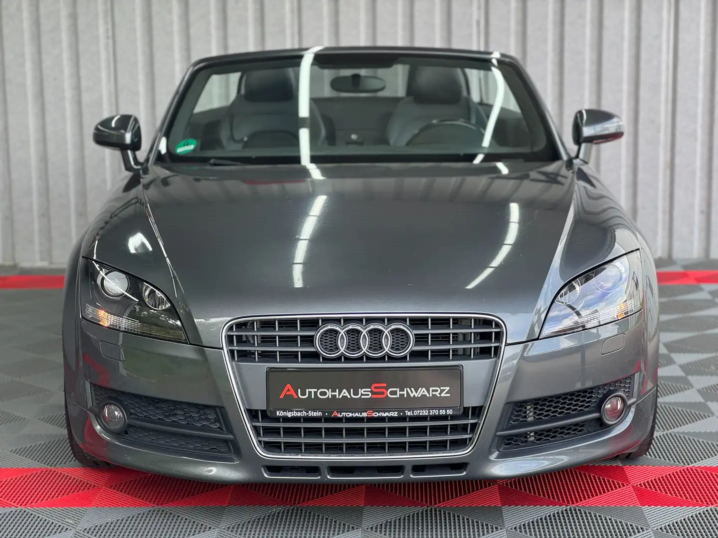 Audi TT 1.8 TFSI Roadster T-Leder PDC SHZ 18`` Euro5 Grijs - 2