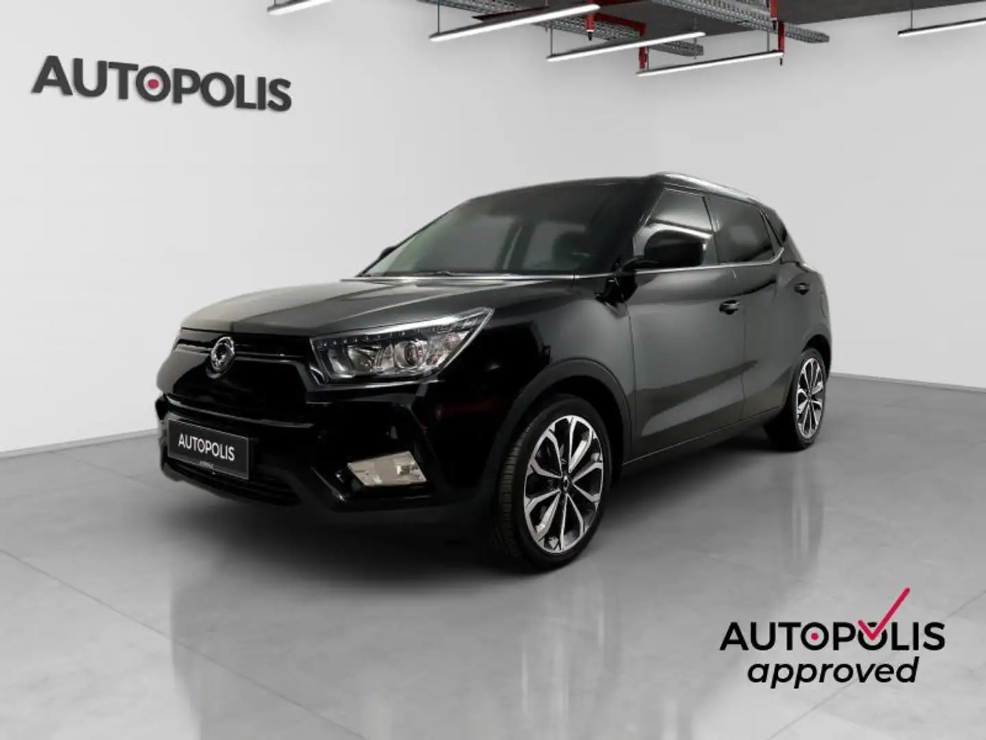 SsangYong Tivoli 1.6 Fekete - 1