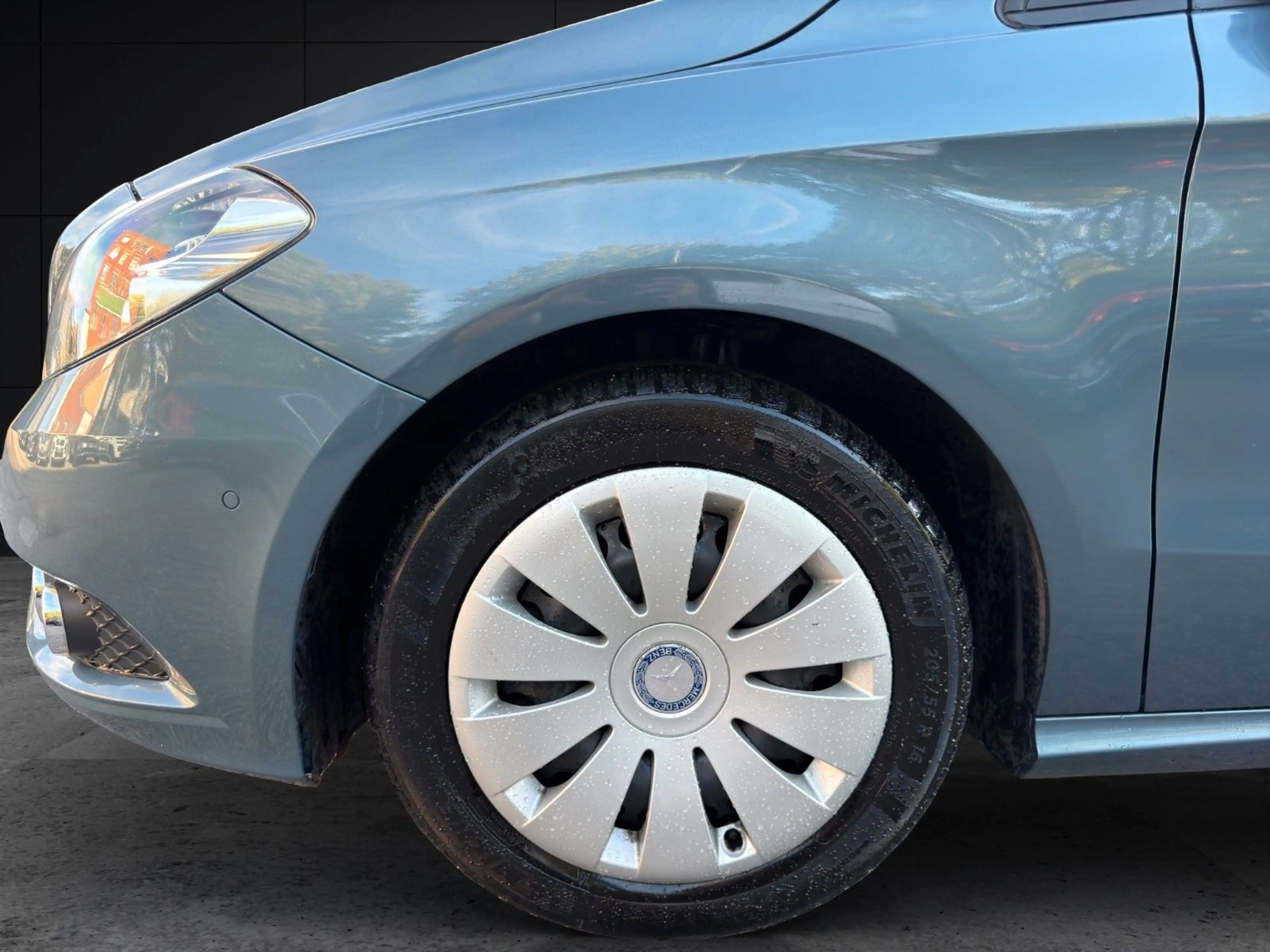 Mercedes-Benz B 220 B B 220 CDI/ AUTOMATIK / EURO 6 / GEPFLEGT — photo 9