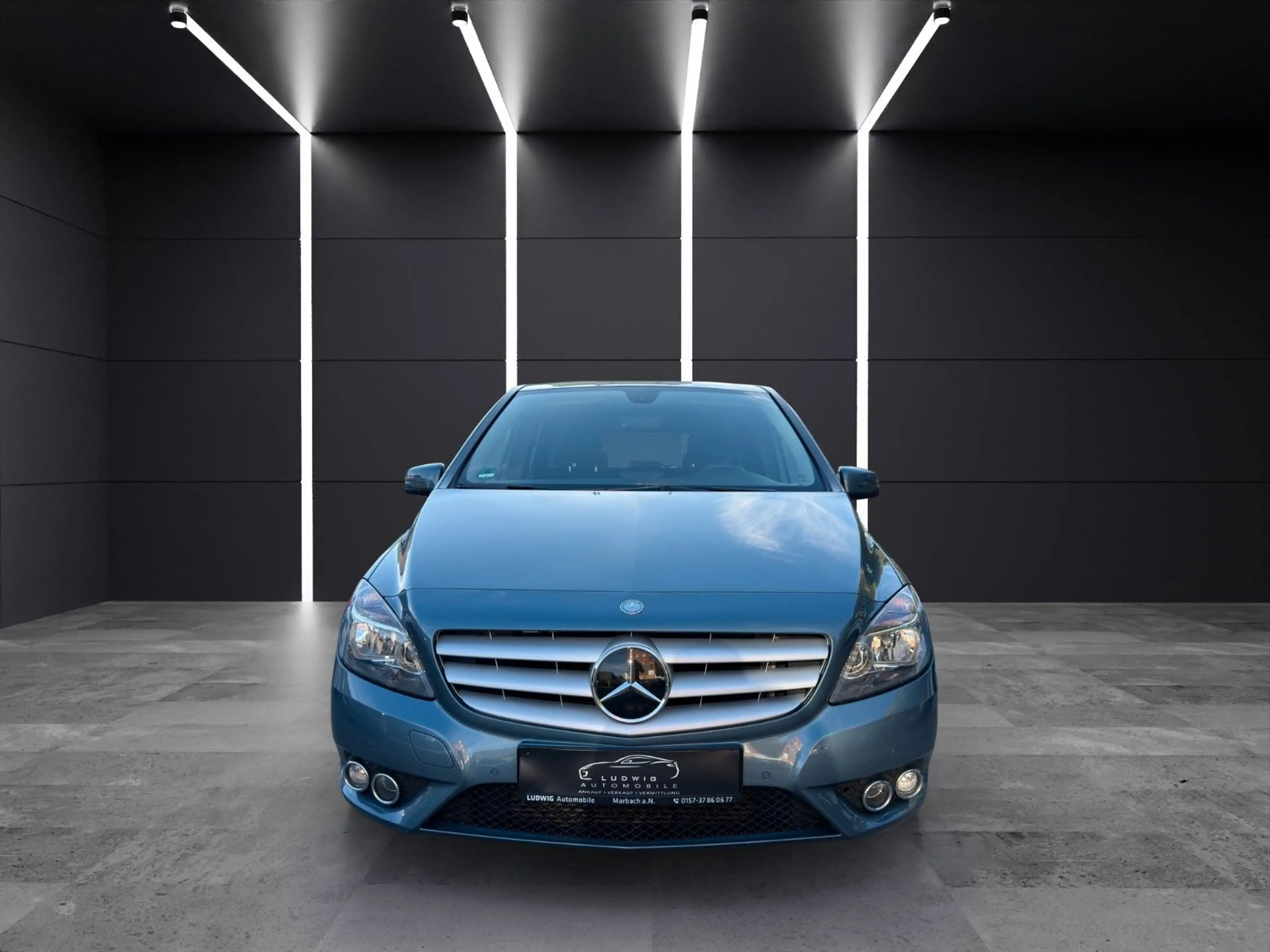 Mercedes-Benz B 220 B B 220 CDI/ AUTOMATIK / EURO 6 / GEPFLEGT — photo 2