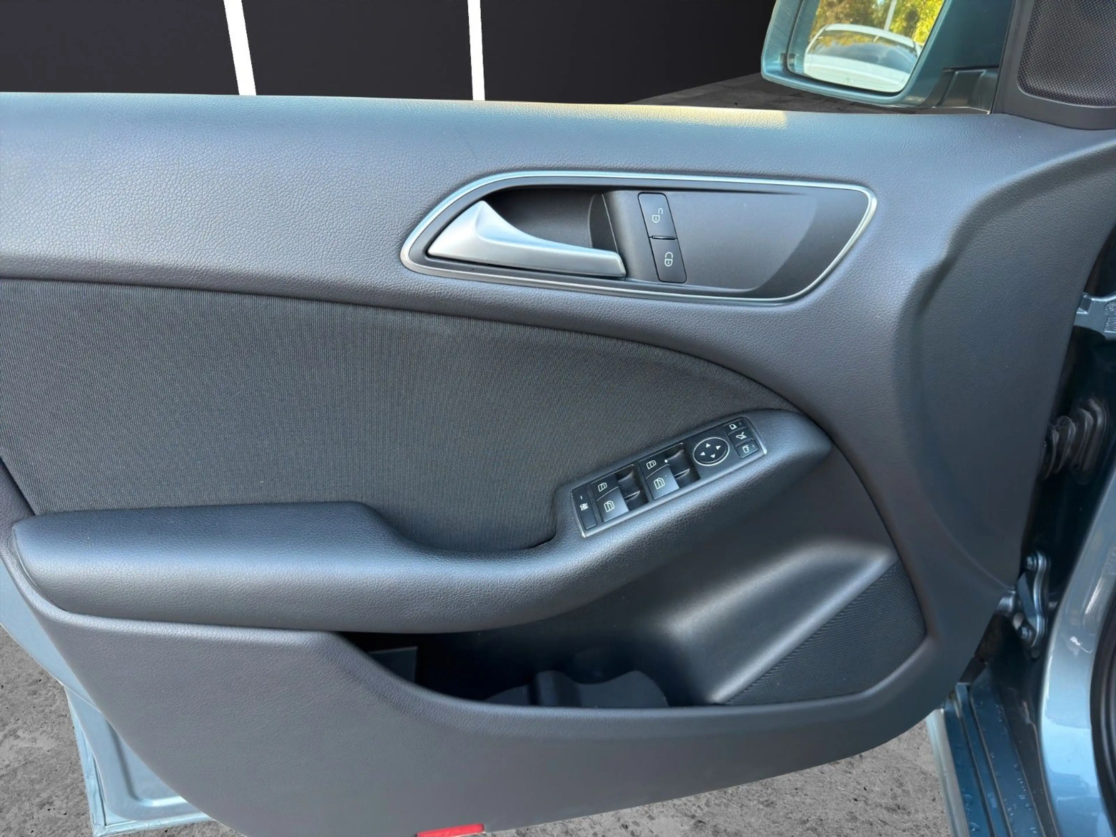 Mercedes-Benz B 220 B B 220 CDI/ AUTOMATIK / EURO 6 / GEPFLEGT — photo 14