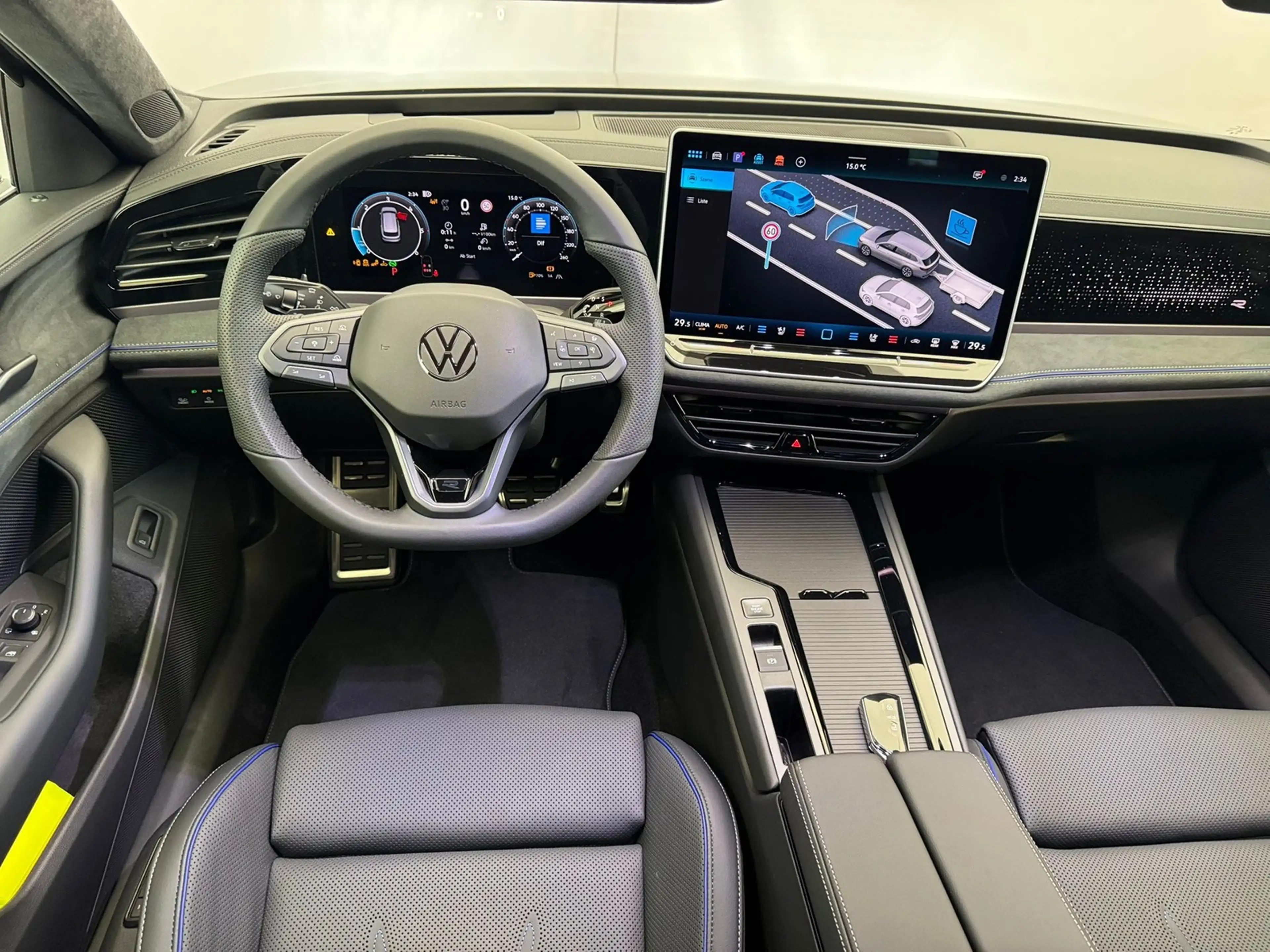 Volkswagen Passat R-LINE 2.0TDI DSG+AHK+HUD+MATRIX+RFK+DCC+ACC — photo 6
