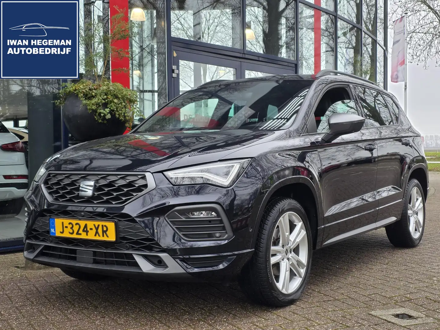 SEAT Ateca 1.5 TSI FR Business Intense | Wegkl. Trekhaak | PD Noir - 1