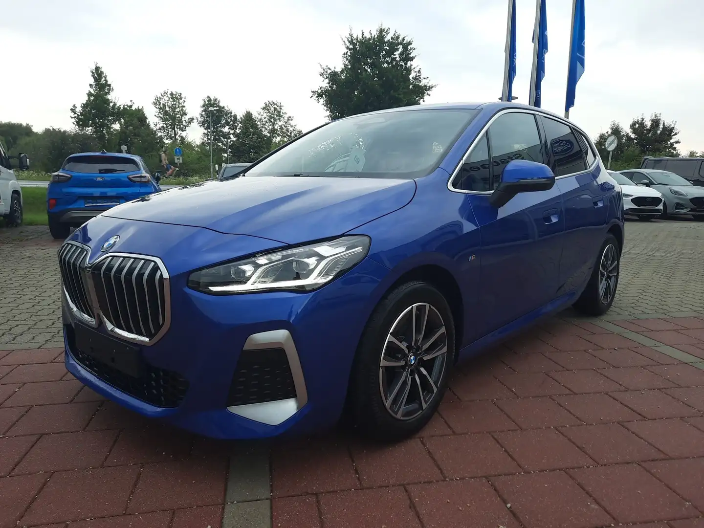 BMW 218 i Active Tourer M-Sport LED LED HUD 360-Kam. Albastru - 2