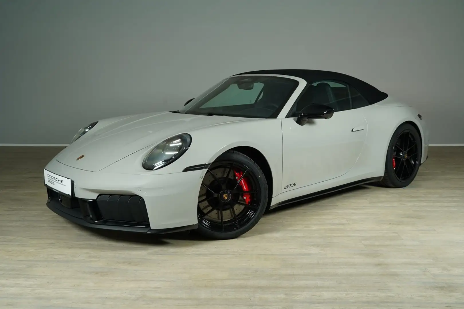Porsche 911 Carrera GTS Cabriolet Grau - 1