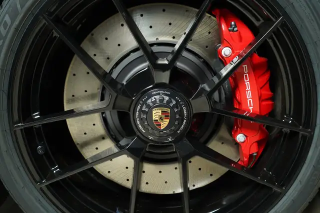 Porsche 911 Carrera GTS Cabriolet Ansicht 11