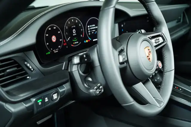 Porsche 911 Carrera GTS Cabriolet Ansicht 20