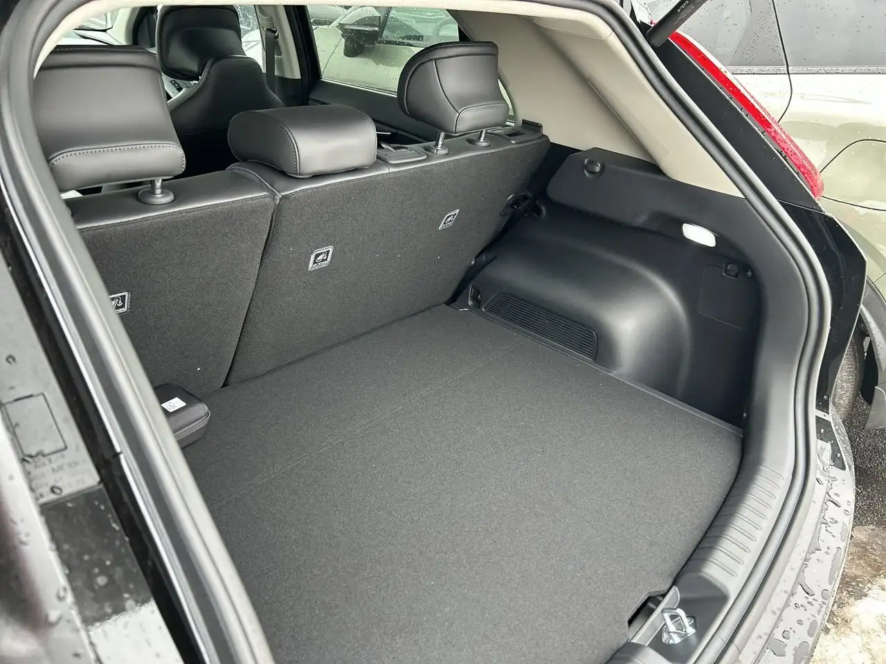 Kia Niro снимка Kia Niro
