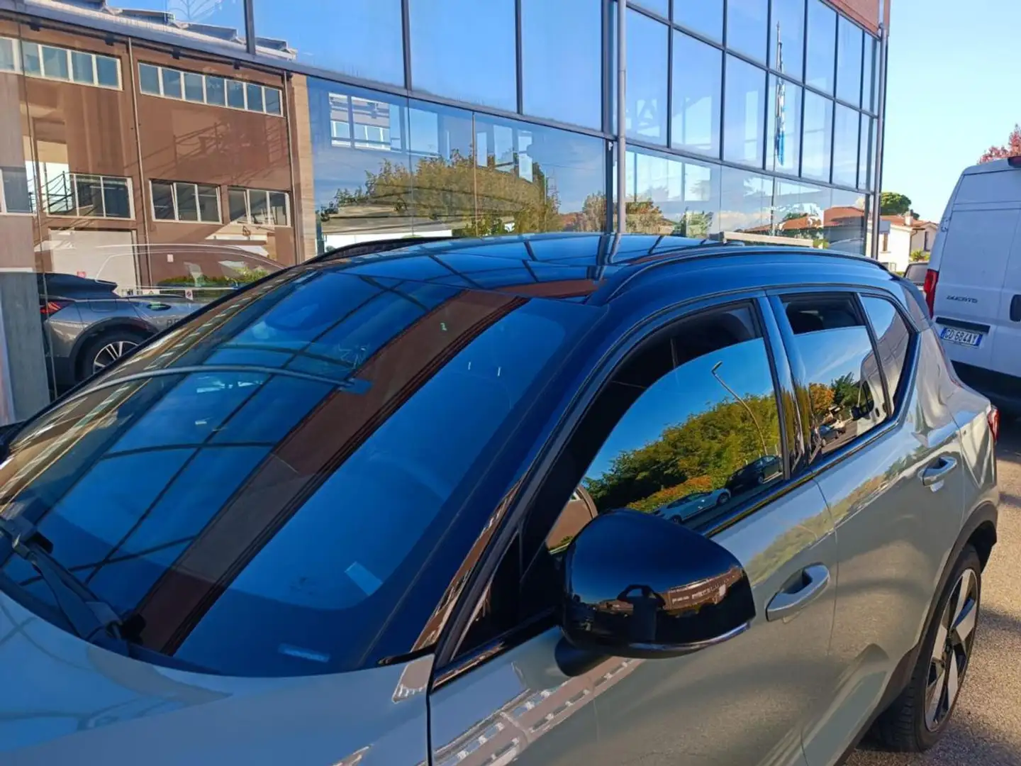Volvo XC40 T5 Recharge Plug-in Hybrid automatico Ultimate Dar Vert - 2