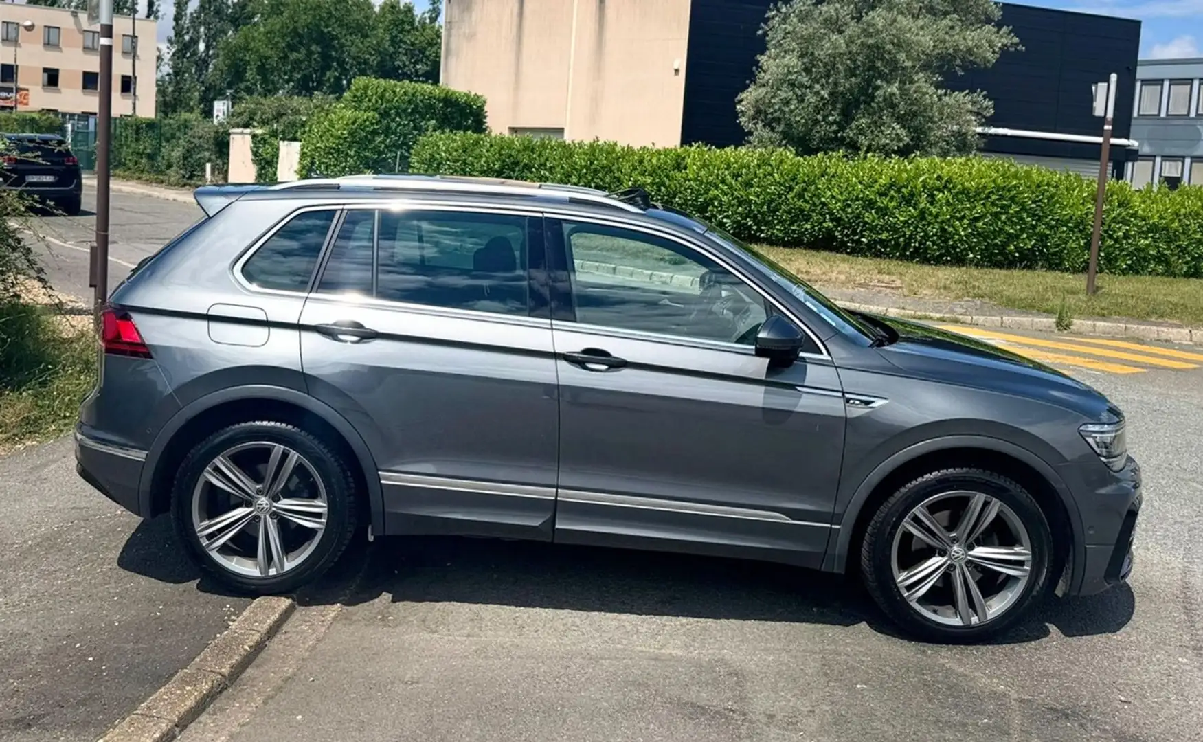 Volkswagen Tiguan 2.0 TDI 150 DSG7 CARAT R LINE TOIT OUVRANT 20850HT Gris - 2