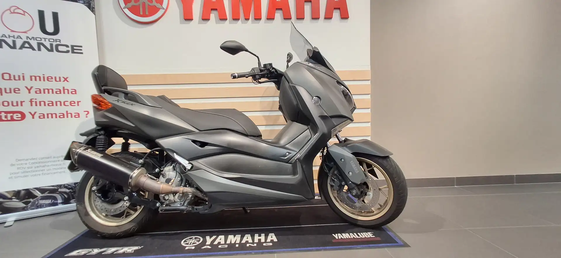 Yamaha X-Max 300 - 1