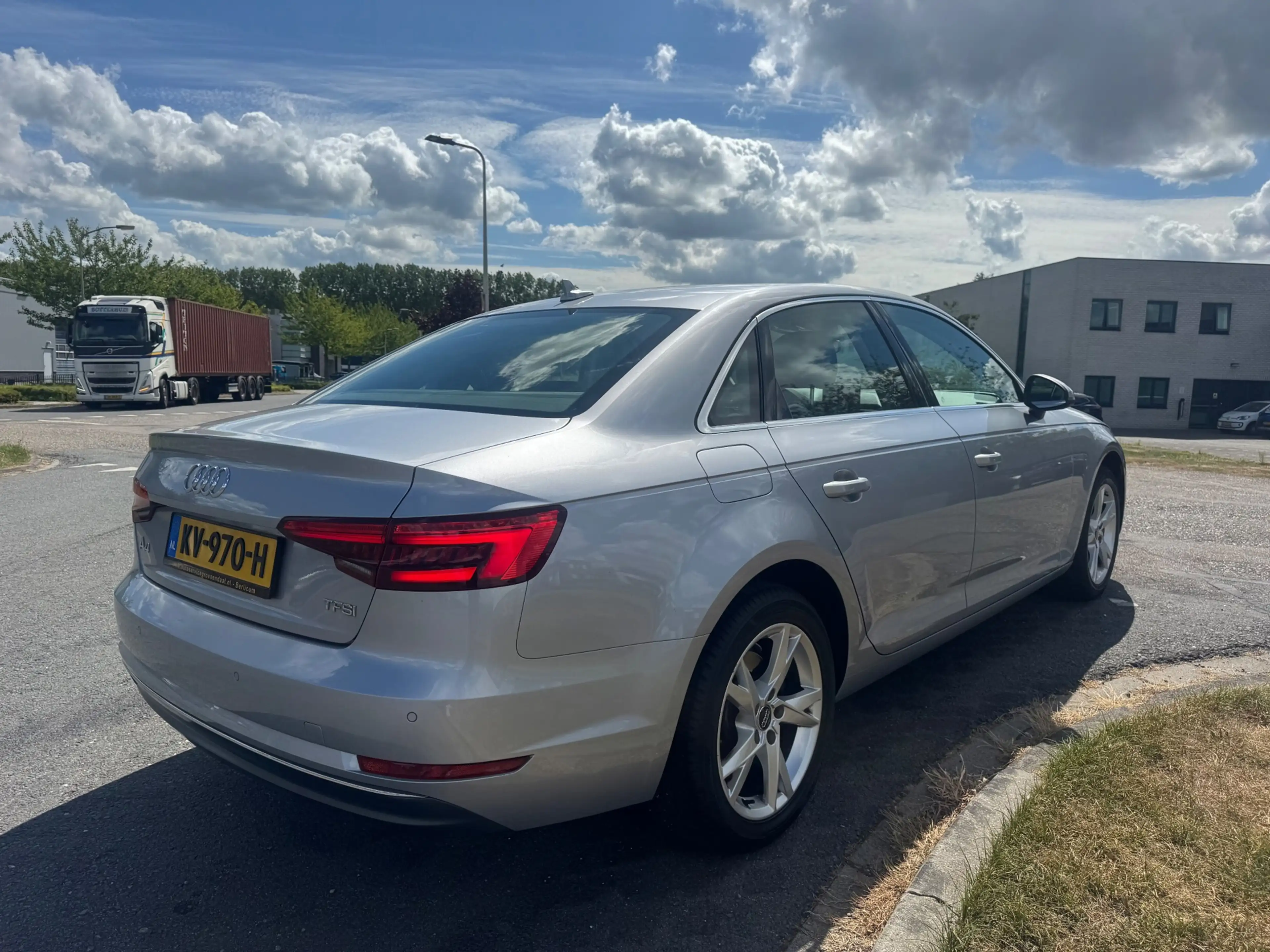 Audi A4 Limousine | 2017 | 1.4 TFSI Lease Edition | Goed O — photo 5