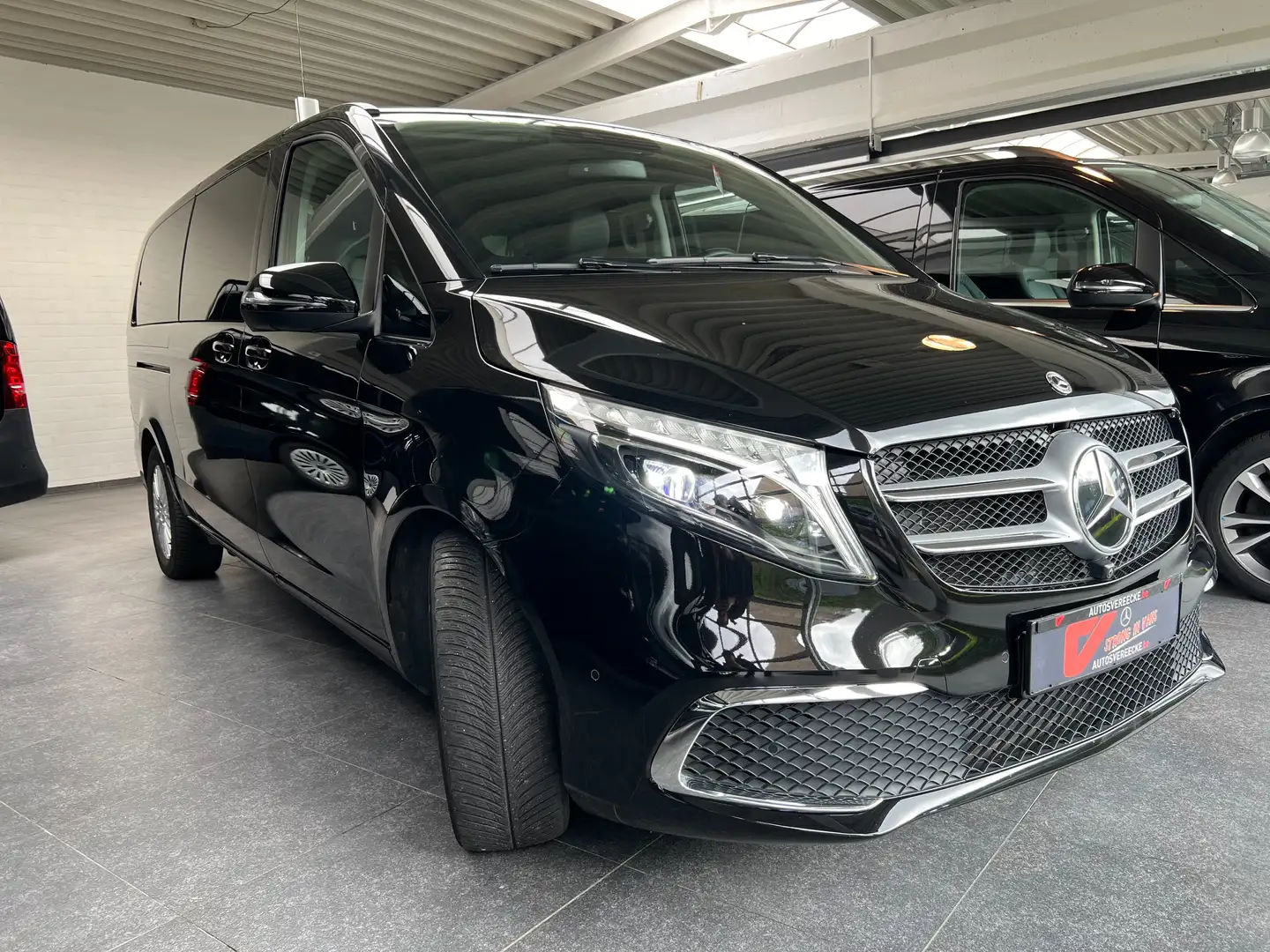 Mercedes-Benz V 300 A3 (59.500€ex) AVANTGARDE | 360° |SPORT PACK Zwart - 2