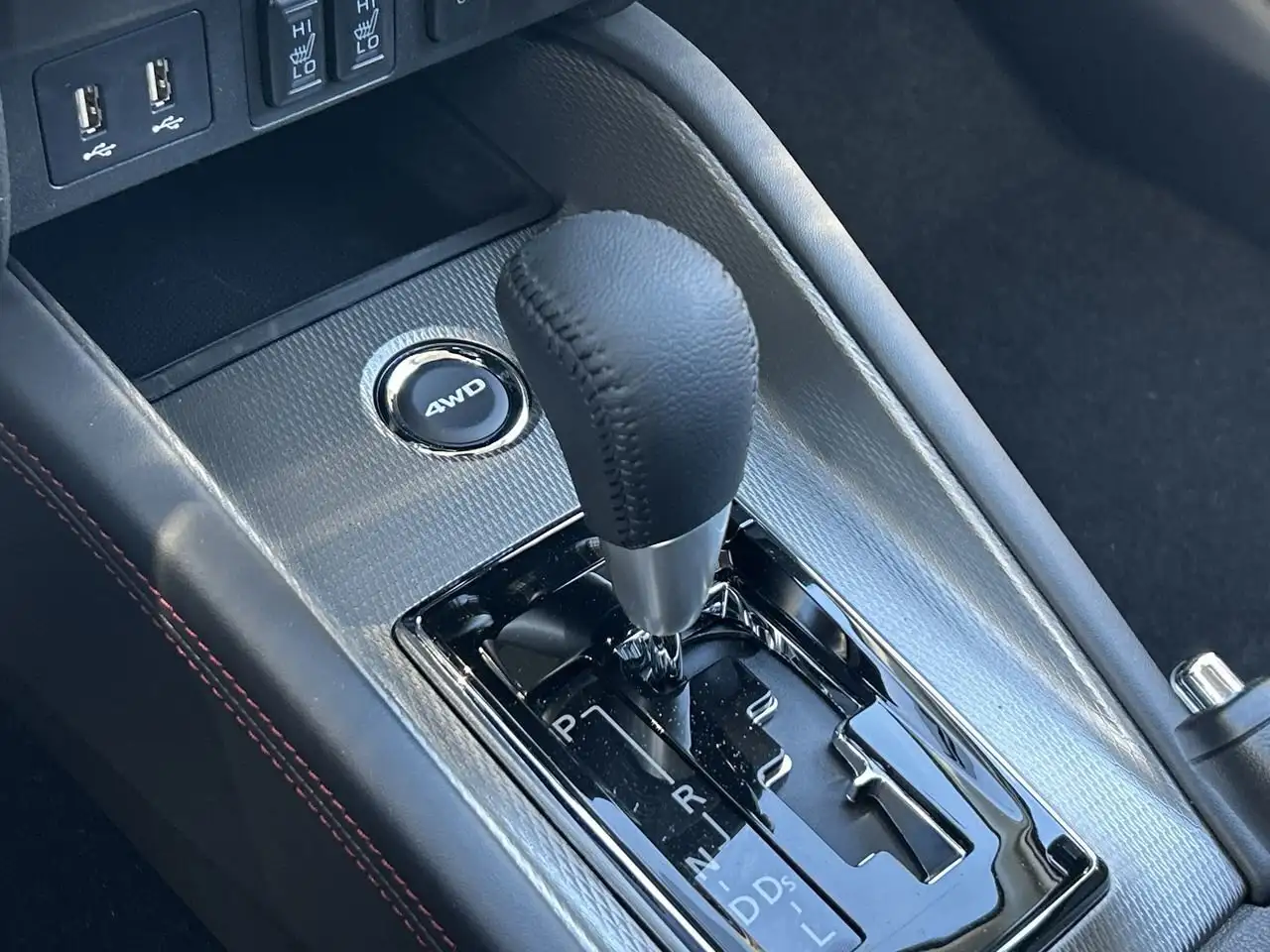 Mitsubishi RVR снимка Mitsubishi RVR