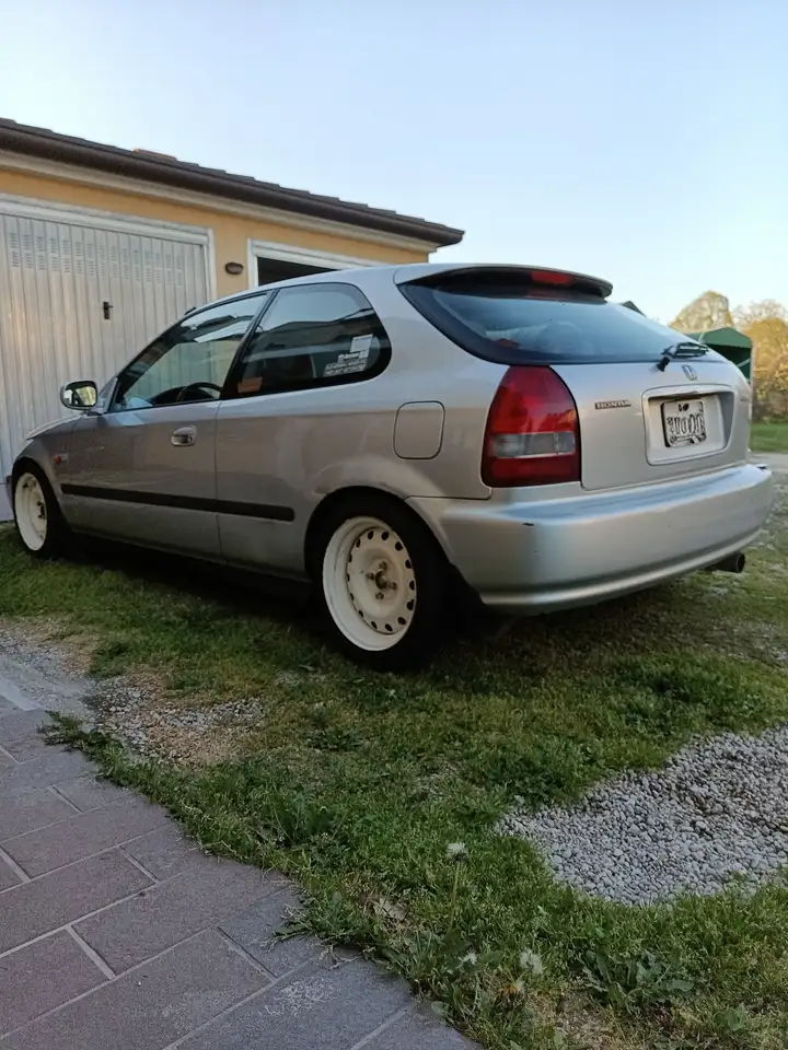 Honda Civic 3p 1.4 90cv, foto 5
