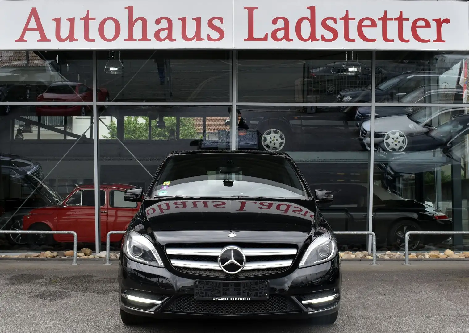 Mercedes-Benz B 200 B200 CDI *AHK*Panodach*Sportpaket*Leder*Xenon* Zwart - 1