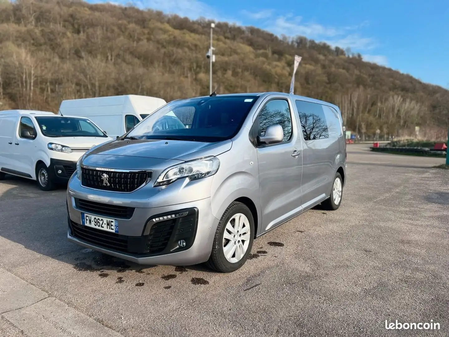 Peugeot Expert PEGUGEOT 2.0 BHDI 180 EAT8 -moteur neuf- Grijs - 1