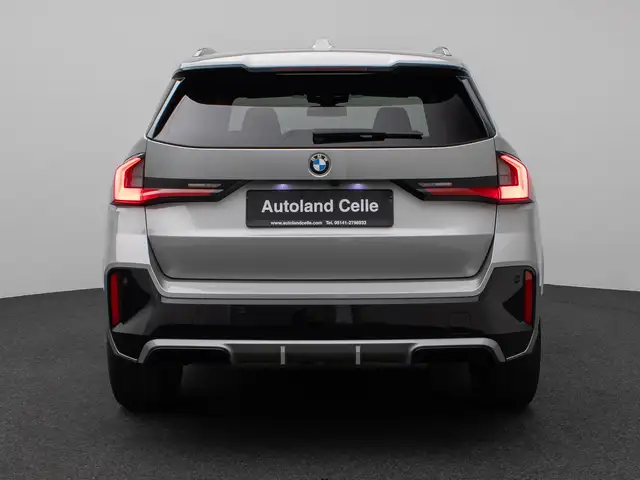 BMW X1 view 8