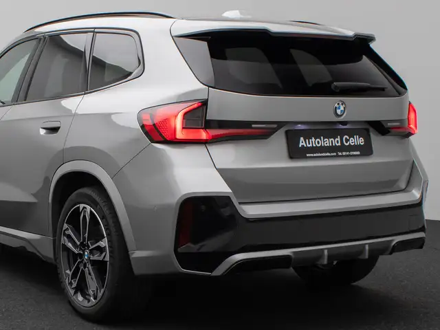 BMW X1 view 16