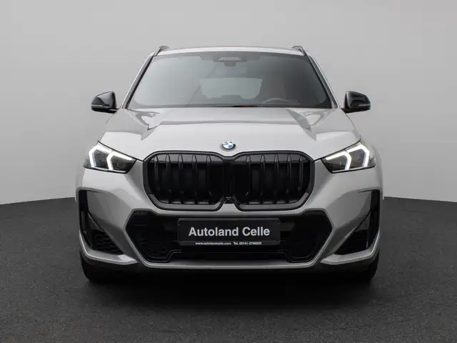 BMW X1 view 2