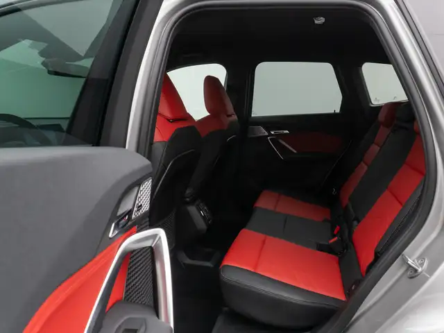 BMW X1 view 25
