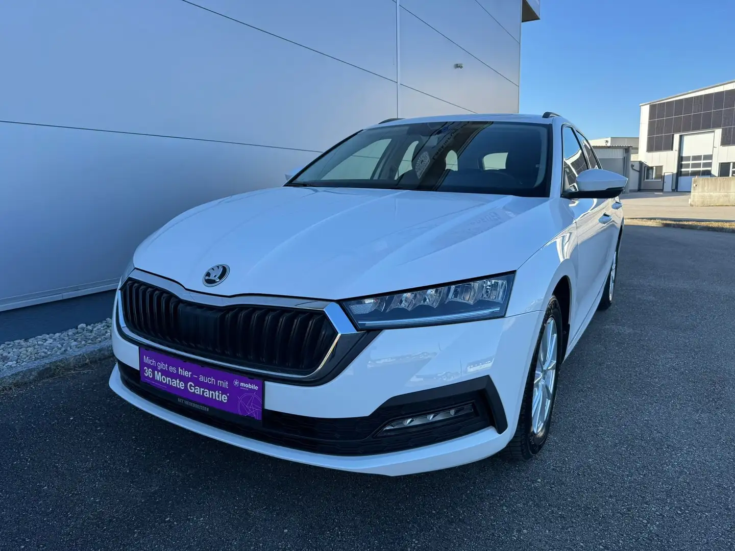 Skoda Octavia Combi 2,0 TDI Ambition **GARANTIE**PICKERL NEU** Weiß - 2