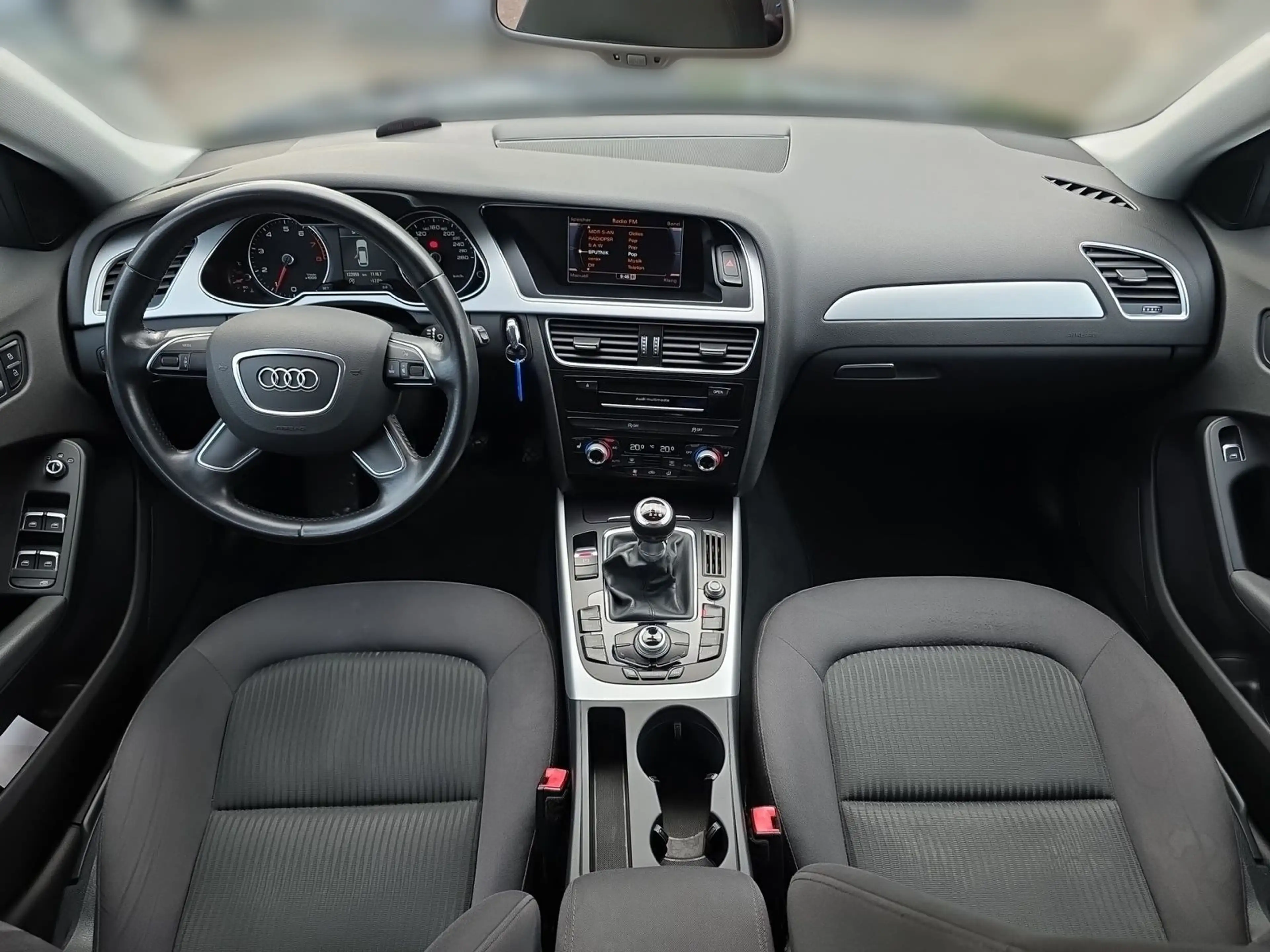 Audi A4 Avant 1.8 TFSI Attraction Xenon Navi PDC — photo 12