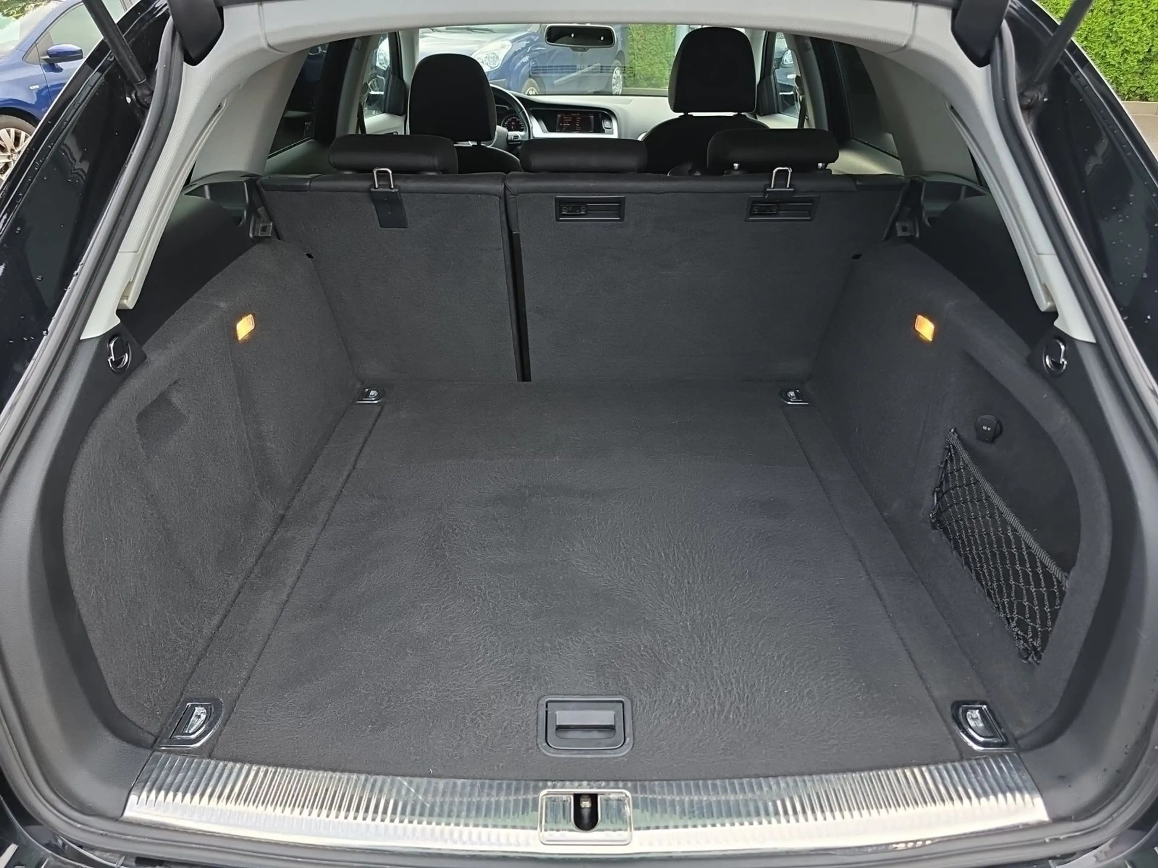 Audi A4 Avant 1.8 TFSI Attraction Xenon Navi PDC — photo 9