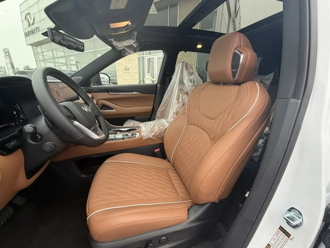 Infiniti QX60 снимка Infiniti QX60