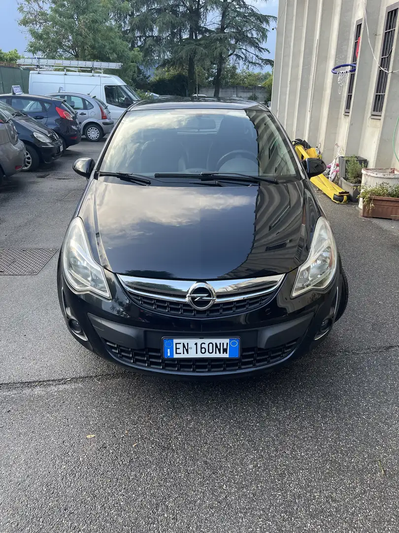 Opel Corsa 5p 1.2 Club - 1