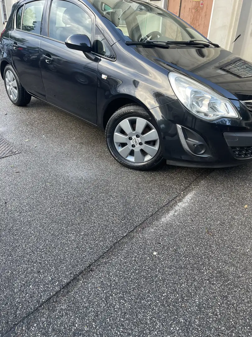 Opel Corsa 5p 1.2 Club - 2