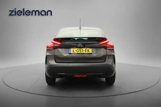 Citroen C4 view 14