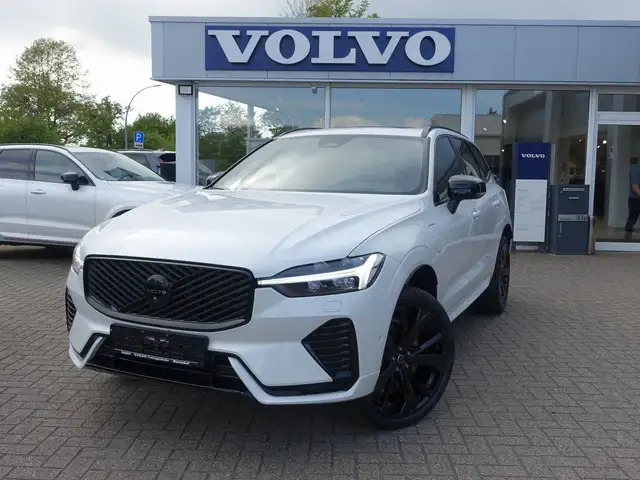 Volvo XC60 Black Edition Ultra T6 AWD/Massage/Pano/B&W