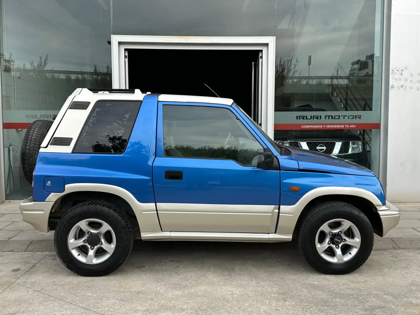 Suzuki Vitara 2.0HDI Hard Top Azul - 1