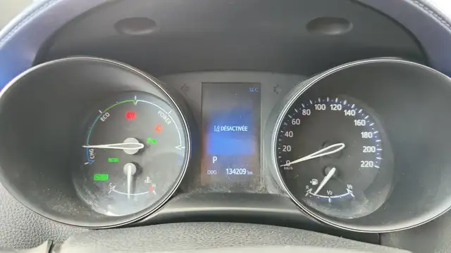 Toyota C-HR view 12