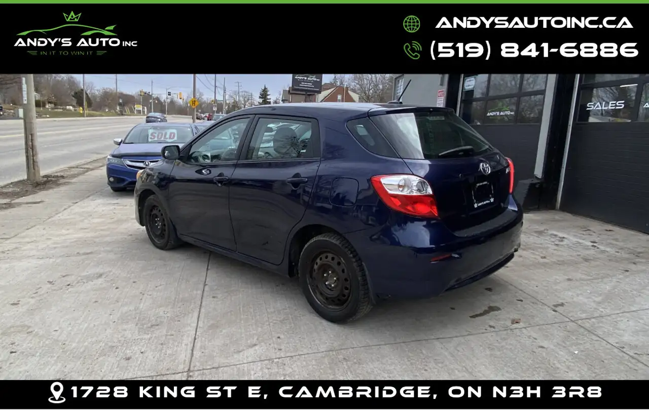 Toyota Matrix снимка Toyota Matrix