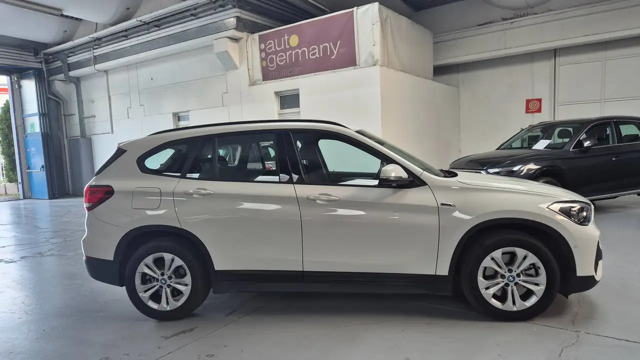 BMW X1 xdrive25e auto -PREZZO REALE-DAB-FULL LED-APPLE CAR PLAY-SENSORI, миниатюра 5
