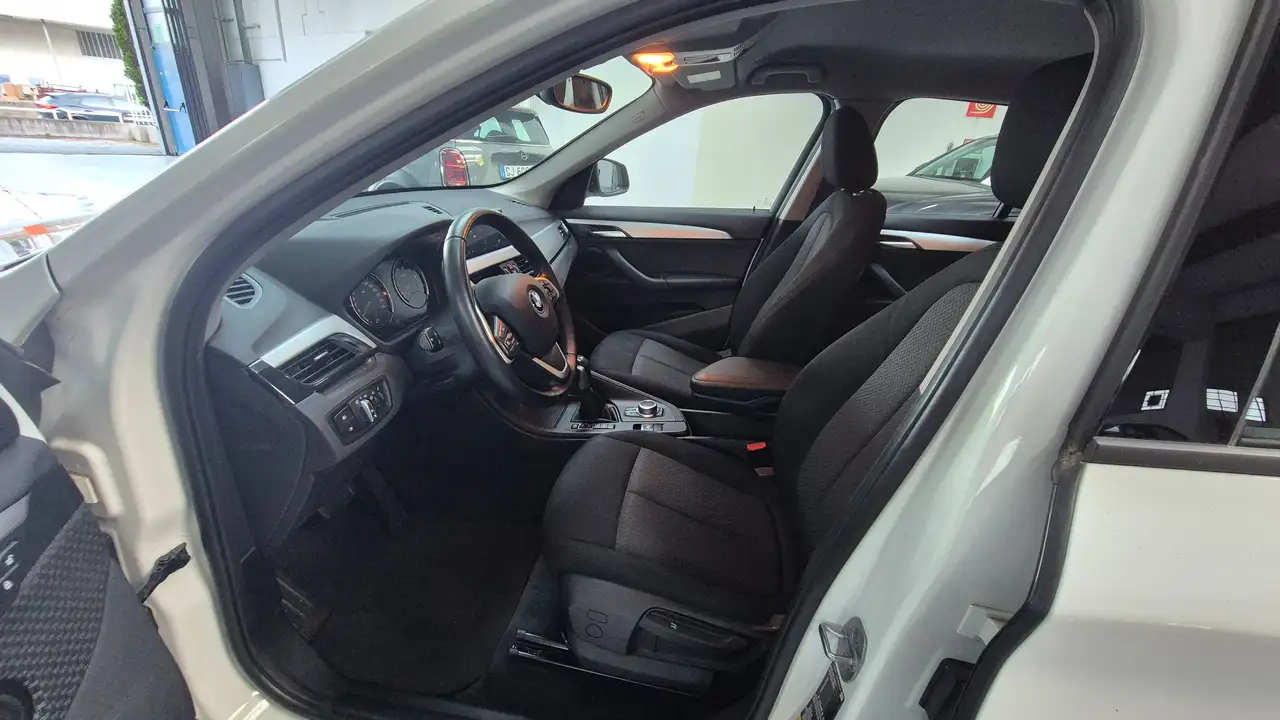 BMW X1 xdrive25e auto -PREZZO REALE-DAB-FULL LED-APPLE CAR PLAY-SENSORI, миниатюра 15